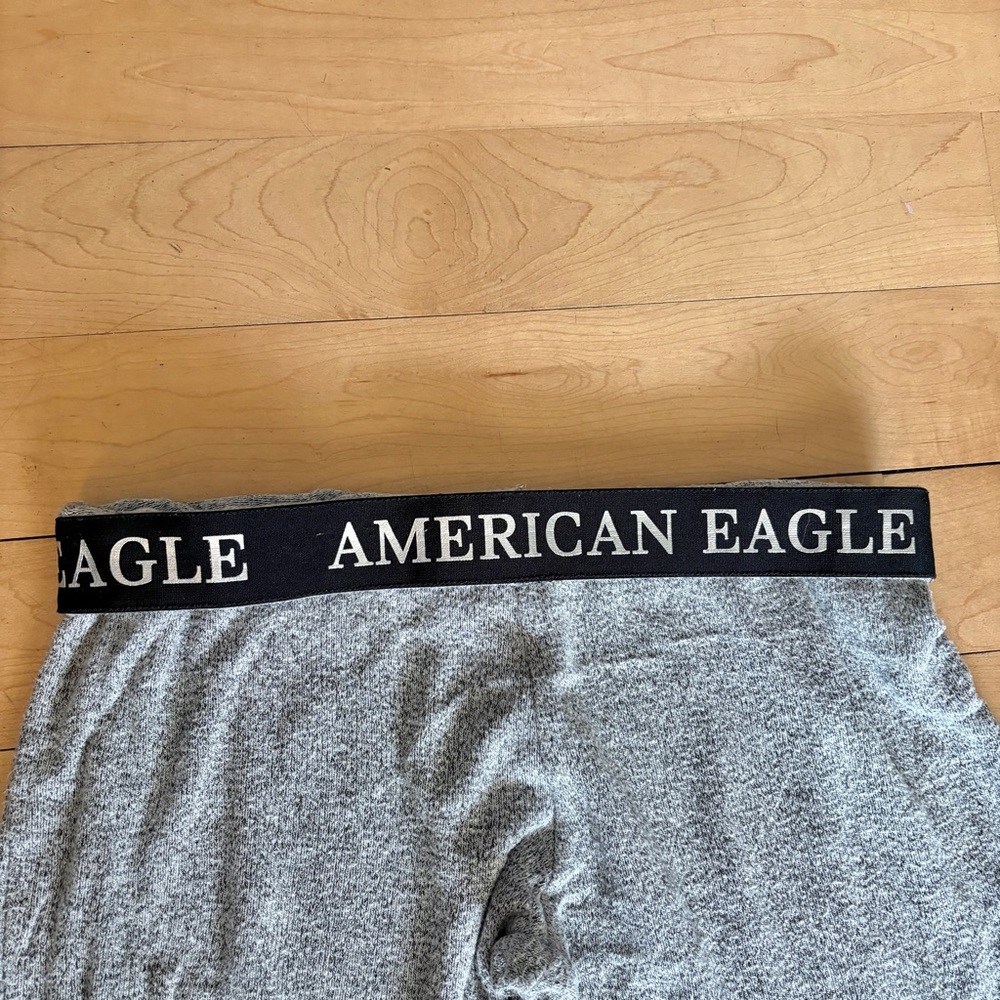 Women’s size small gray American Eagle jogger pajama pants
